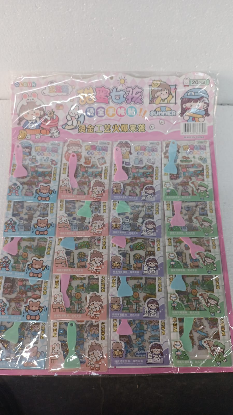 Sticker Büyük Set 20 ad